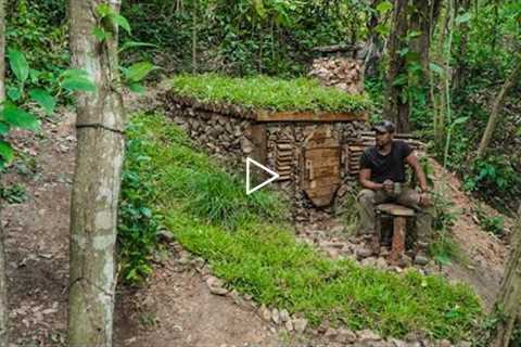 BUSHCRAFT Building Wall Rock Shelter Roof Grass Next day