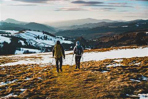 How to Layer for a Winter Day Hike