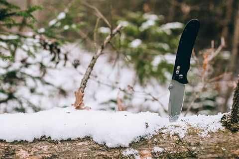 8 Best Assisted Opening Knives For Your EDC (Spring and Pocket Options)